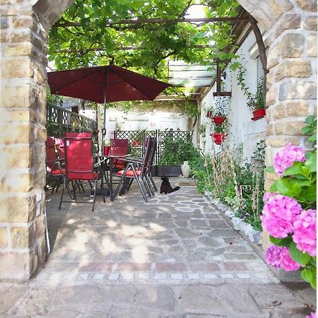 Гостевой дом Cozy Istrian House Изола Экстерьер фото