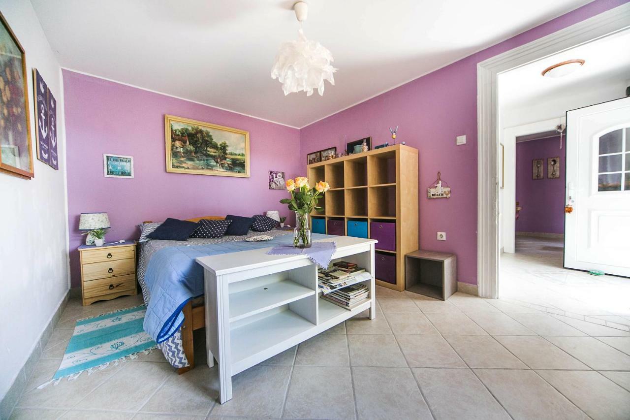 Гостевой дом Cozy Istrian House Изола Экстерьер фото