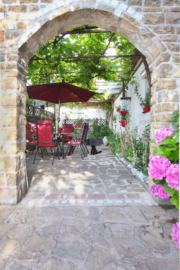 Гостевой дом Cozy Istrian House Изола Экстерьер фото